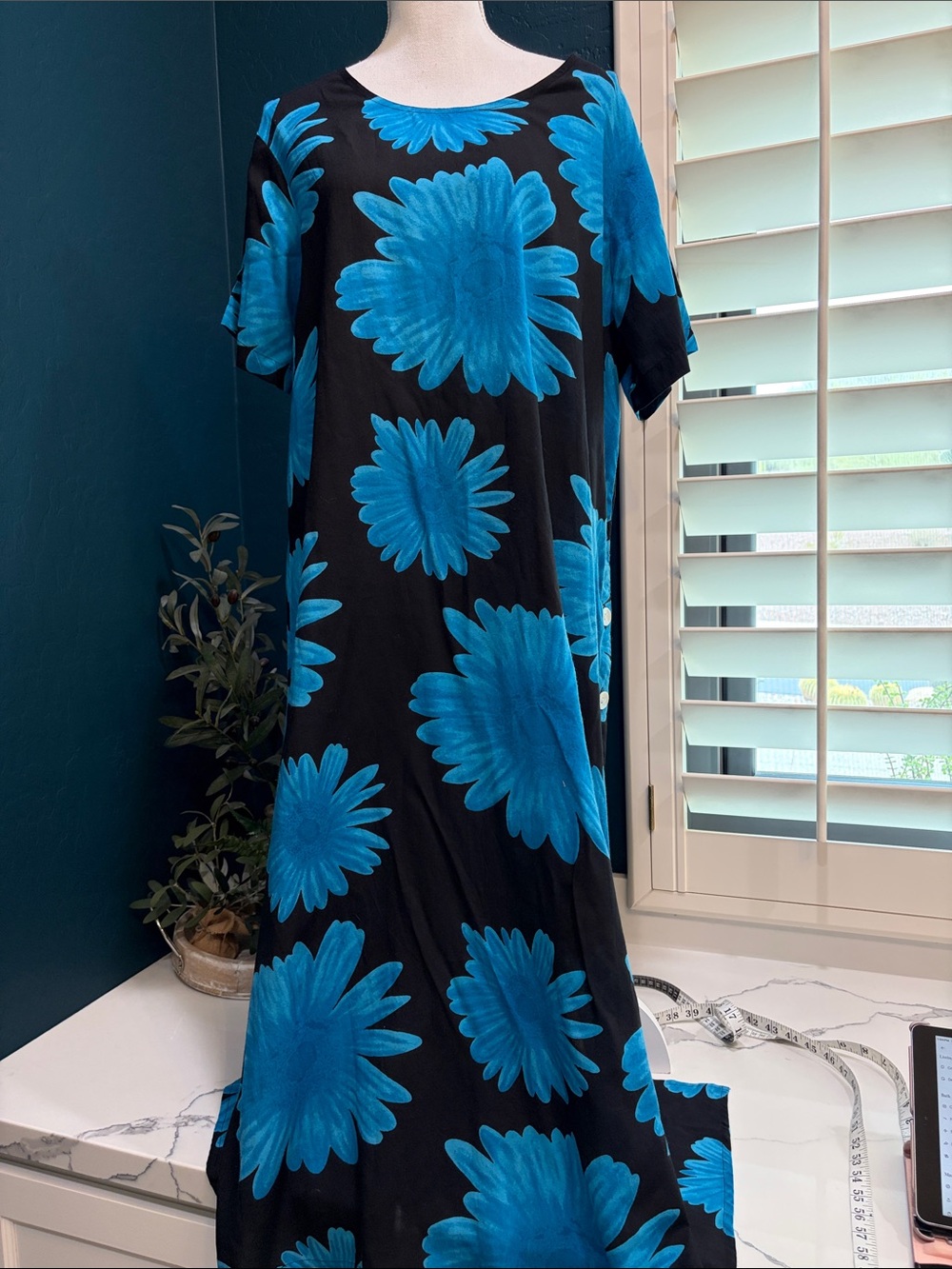 La Cera short sleeve tropical print maxi dress